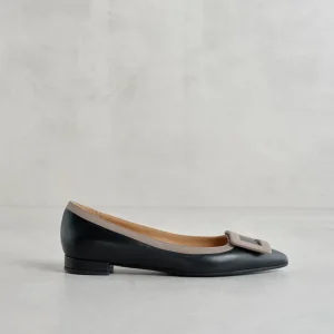 Hot Ballerina Nera a Punta Ballerine