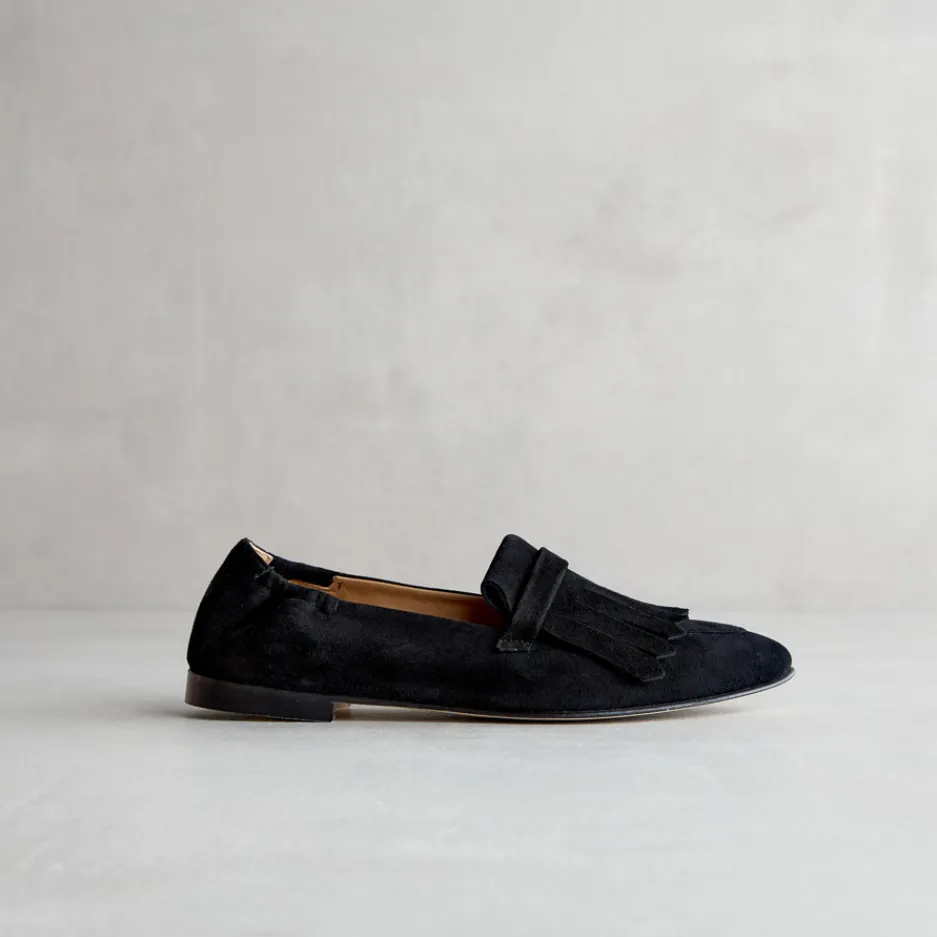 ballerina_nera_con_frangi_1.webp Clearance Ballerina Nera con Frangia Ballerine