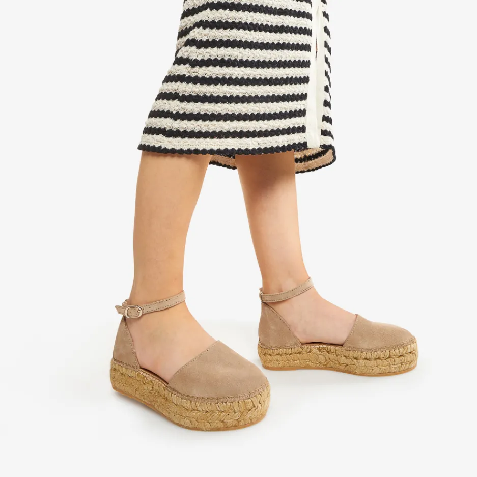 espadrillas_camel_con_cin_1.webp Sale Espadrillas con Cinturino Espadrillas