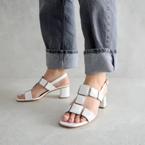 Discount Sandalo in Vernice Sandali Con Tacco