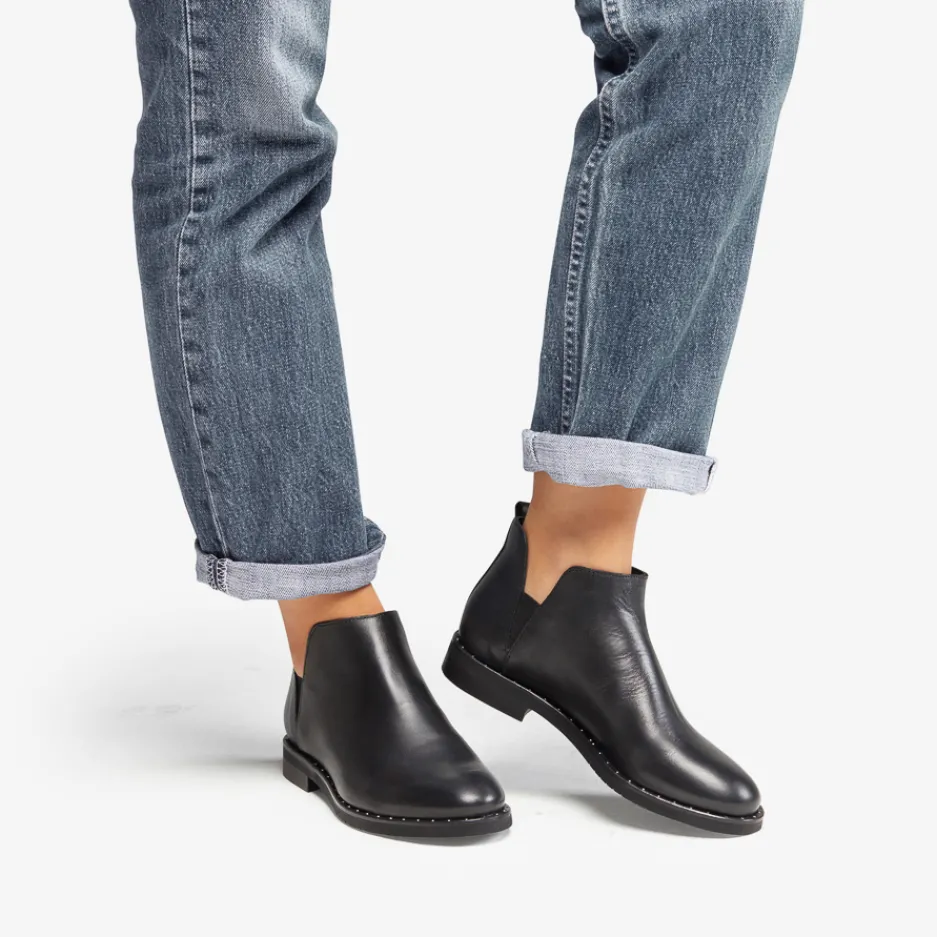 stivaletto_con_spacco_5.webp Clearance Stivaletto con Spacco Stivaletti Flat