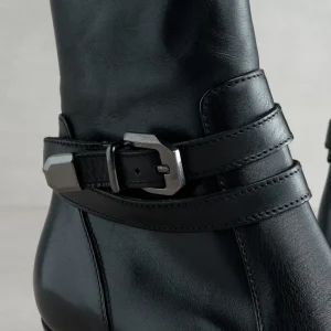 Fashion Texano con Accessorio Stivaletti Con Tacco