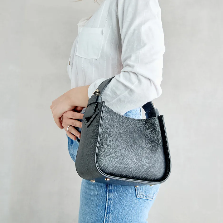 vbag_in_pelle_nera_0.webp Online V-Bag in Pelle Nera Borse | Must Have